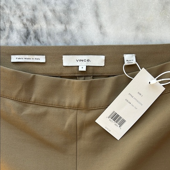 Vince Mid-Rise Pintuck Crop Flared Pants Olive Green | 8 - Picture 6 of 7